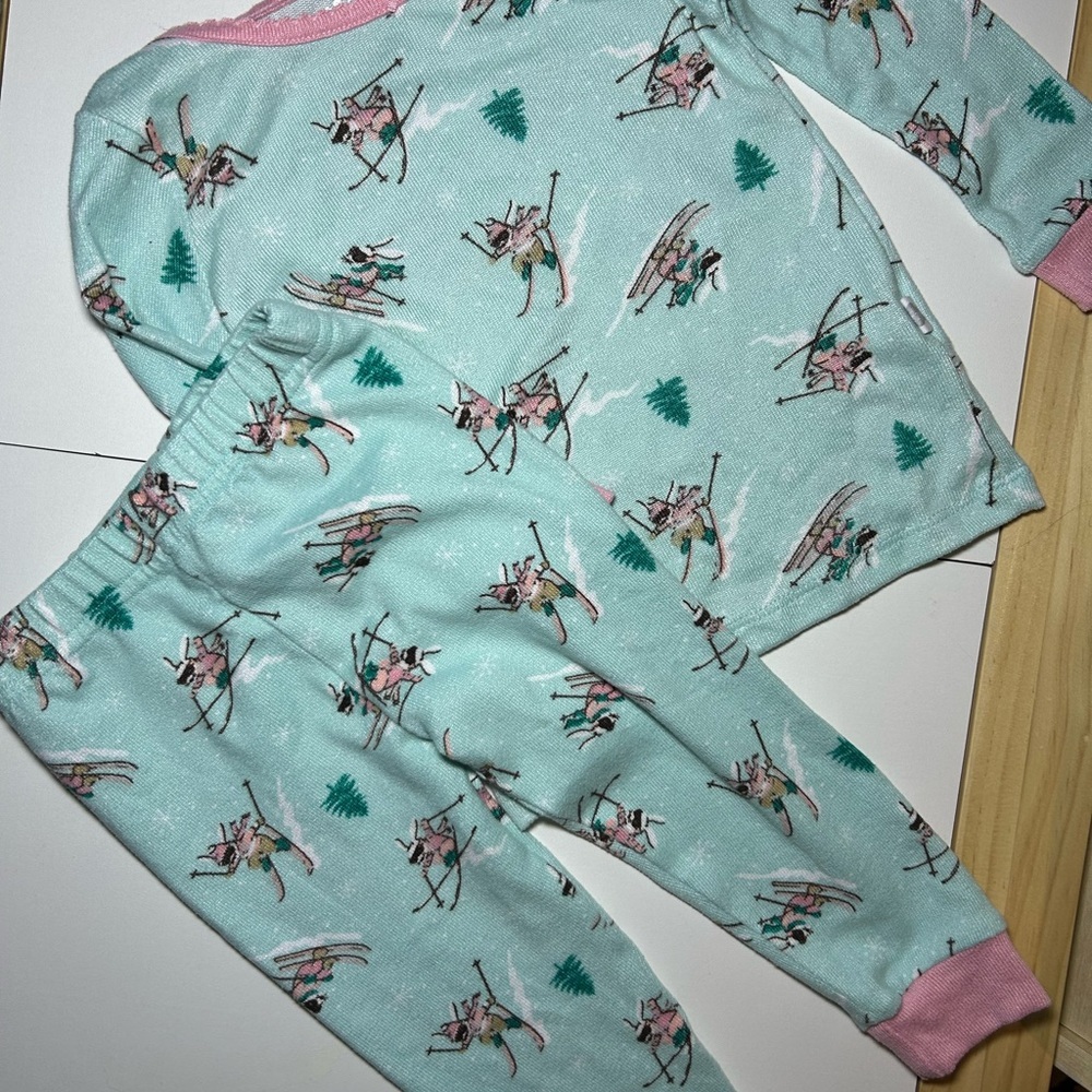 Sleep On It Mint and Pink Ski Print Pajama Set
